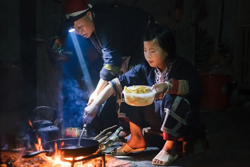 Отличие вьетнамско. Вьетнам колорит. Колоритная вьетнамка. Most atmosphere Vietnam photos.