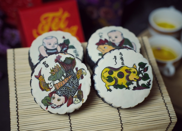 Народные картины Донг Хо были воссозданы на лунных пирожных Зыонга.