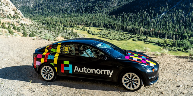 Автомобиль, арендованный у сервиса Autonomy (Фото: Electrive)