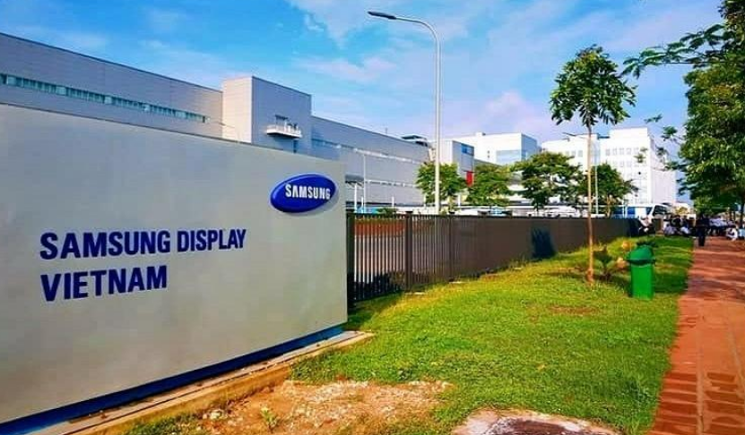 Недавно компания Samsung Display Vietnam увеличила свой инвестиционный капитал на 1,2 миллиарда долларов. Фото: Thanh Nien.