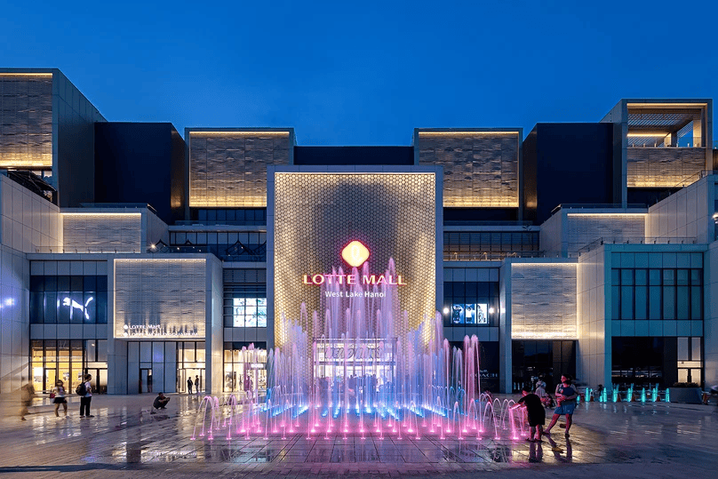 Торговый центр Lotte Mall Западное озеро Ханой. Фото: bmwindows.vn