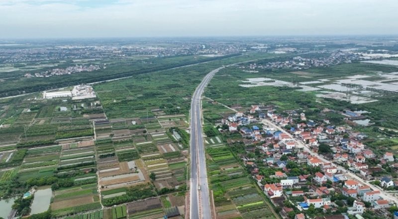 Дорога, соединяющая Ханой с провинцией Хынг Йен. Фото: VnExpress