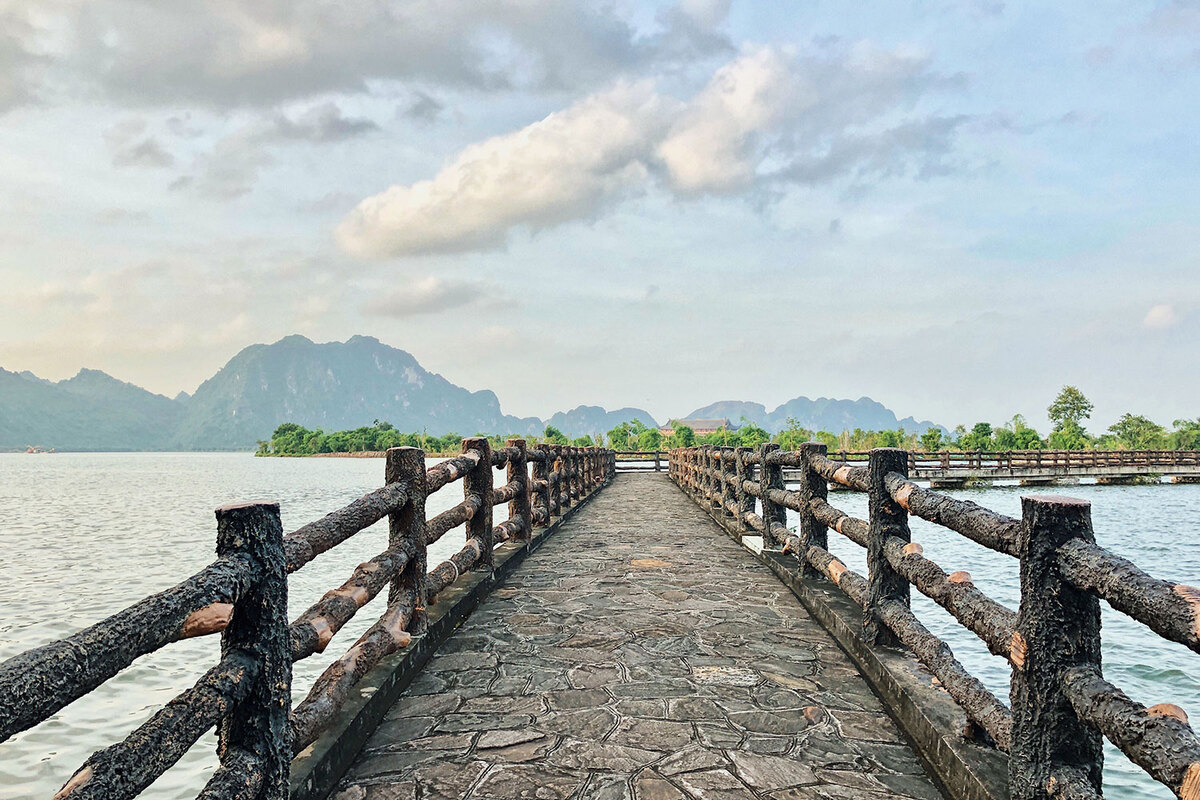 Vietnam’s mega Buddhist complex scales peaks of peace