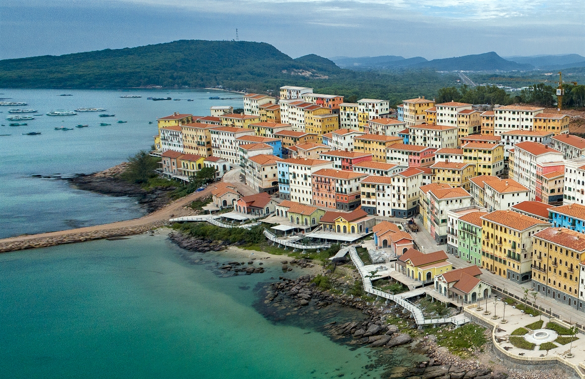 “Средиземноморский город” на побережье острова Фукуок (Фото: Vietnam Pictorial)
