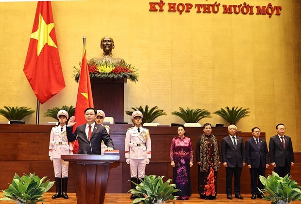Новоизбранный председатель Национального собрания Выонг Динь Хюэ приносит присягу. (Источник: ВИА)