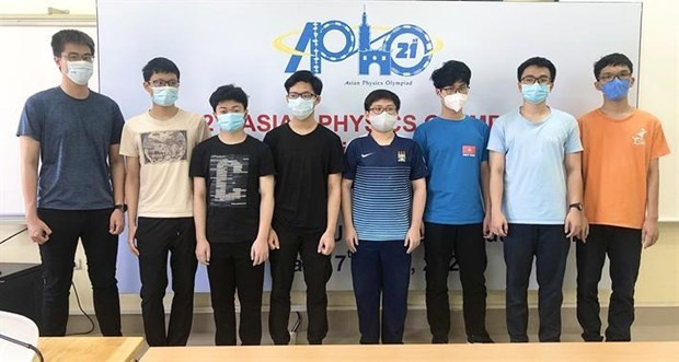 Команда Вьетнама на Азиатской олимпиаде по физике 2021 года (APhO) (Фото: Министерство образования и профессиональной подготовки)