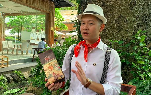 Фам Хоай Нгуен Ань питает большую любовь к вьетнамскому кофе. Фото: C.Trieu / Tuoi Tre