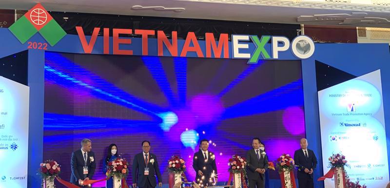 Выставка Vietnam Expo 2022 открылась 13 апреля. Источник: VnEconomy
