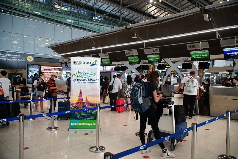 Пассажиры первого регулярного рейса Bamboo Хошимин-Бангкок