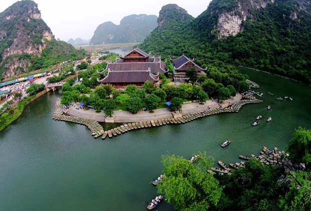 Уголок ландшафтного комплекса Чанг Ан в провинции Нинь-Бинь, северный Вьетнам. Фото предоставлено Национальной администрацией туризма Вьетнама.