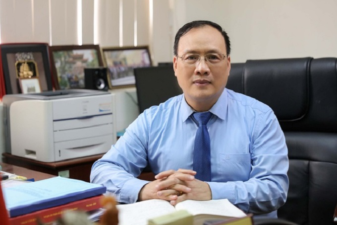 Профессор доктор Нгуен Динь Дык, директор департамента по академическим вопросам Вьетнамского национального университета (VNU), Ханой. 
