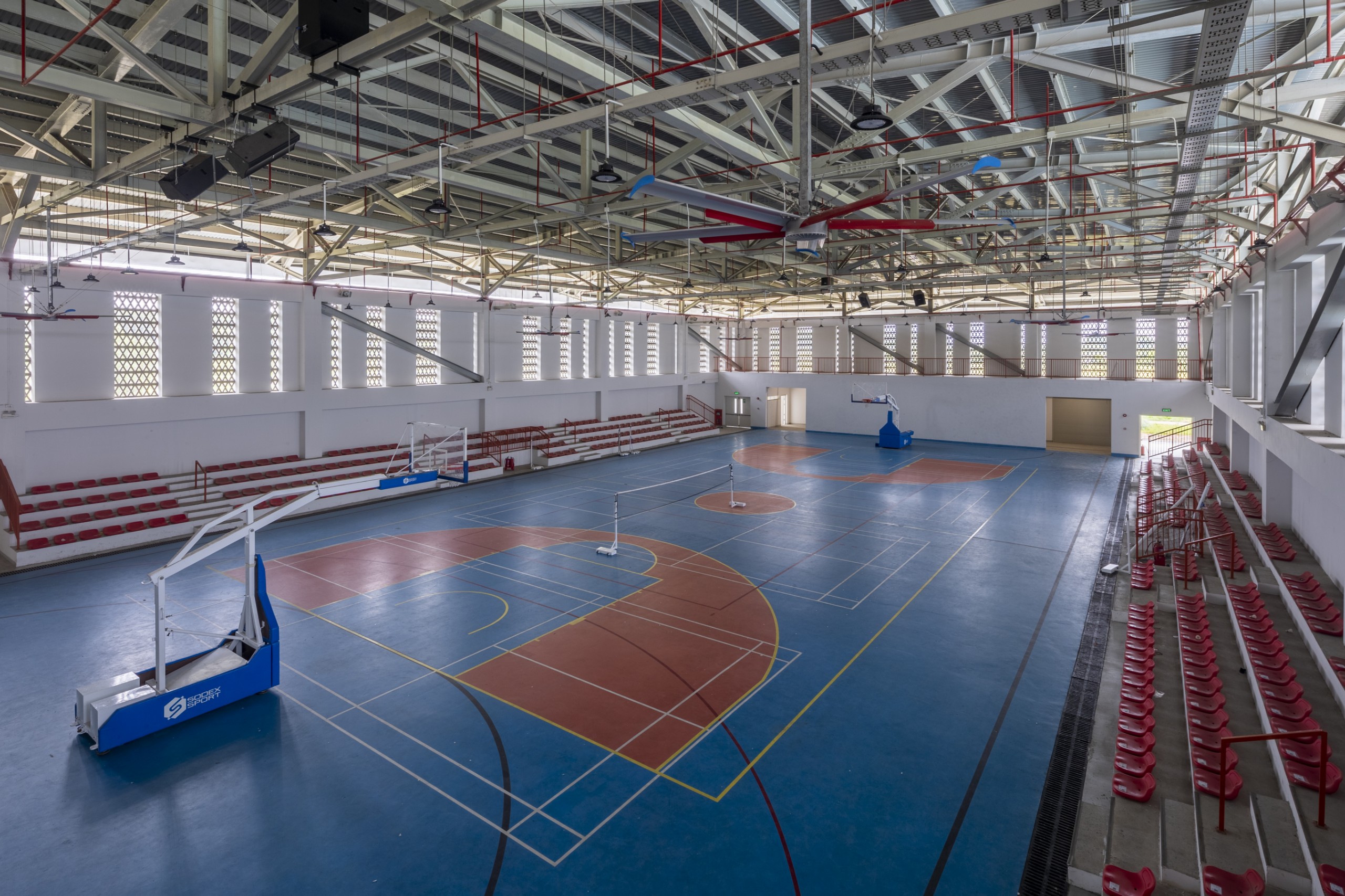 Спортивный зал Вьетнамско-немецкого университета в провинции Бинь Зыонг, Вьетнам. Фото: Ba Son / Tuoi Tre