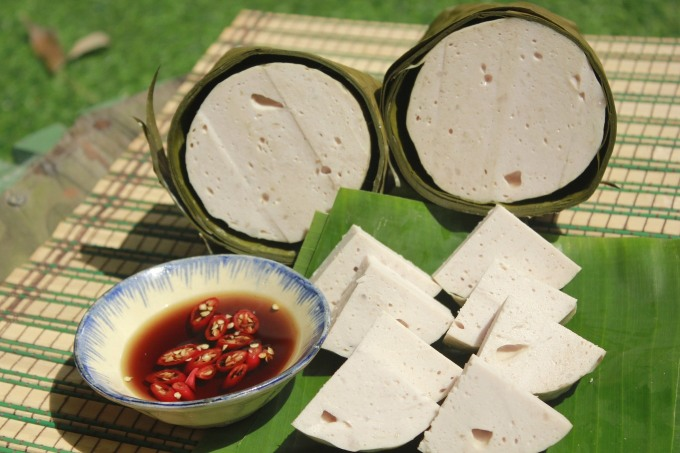 Ча-луа можно сопровождать чашкой соуса для макания, например рыбного соуса чили, для придания аромата. Фото: VnExpress